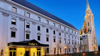Budapest Hilton CE Glass Industries reference